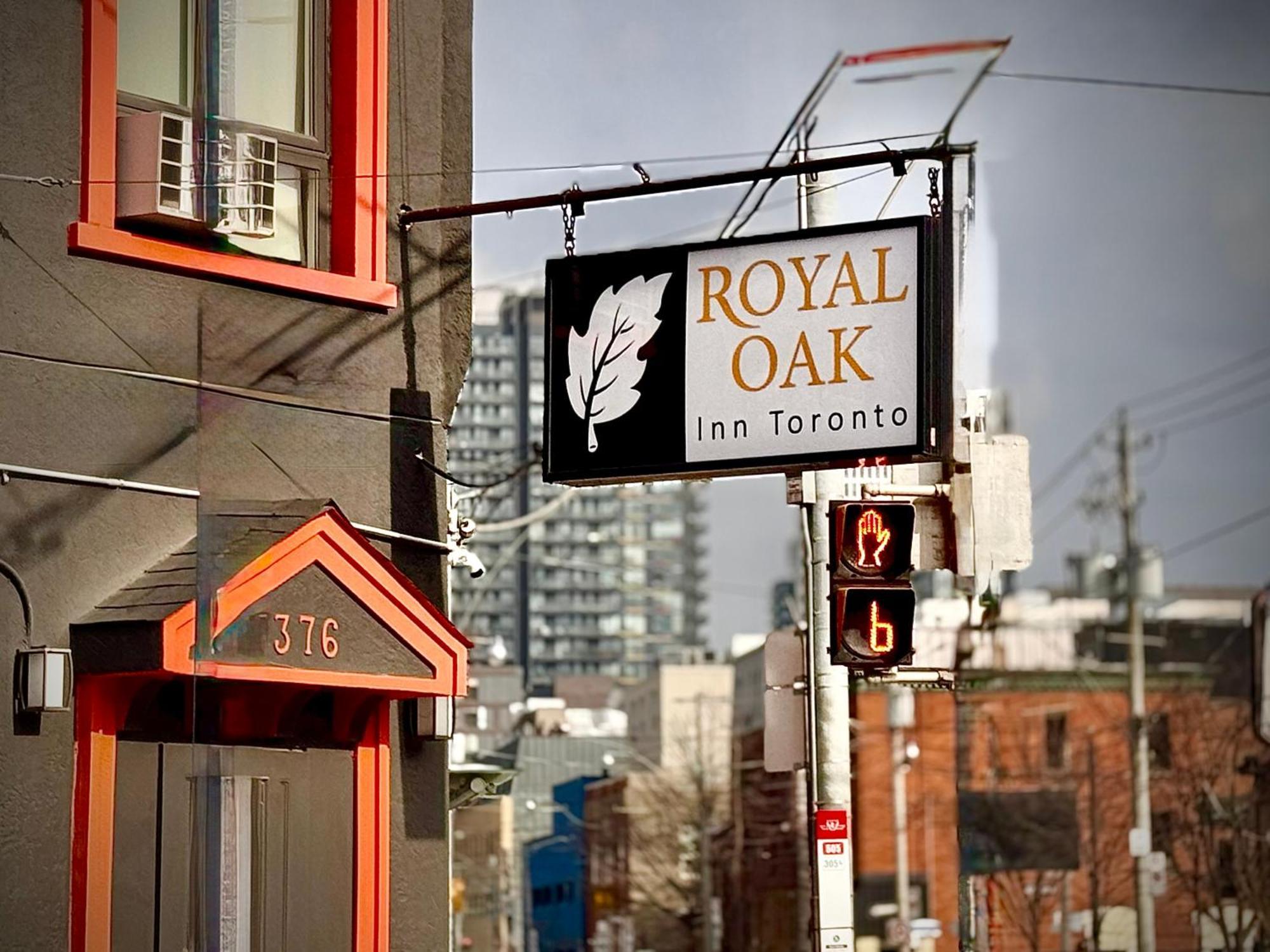 טורונטו Royal Oak Inn מראה חיצוני תמונה